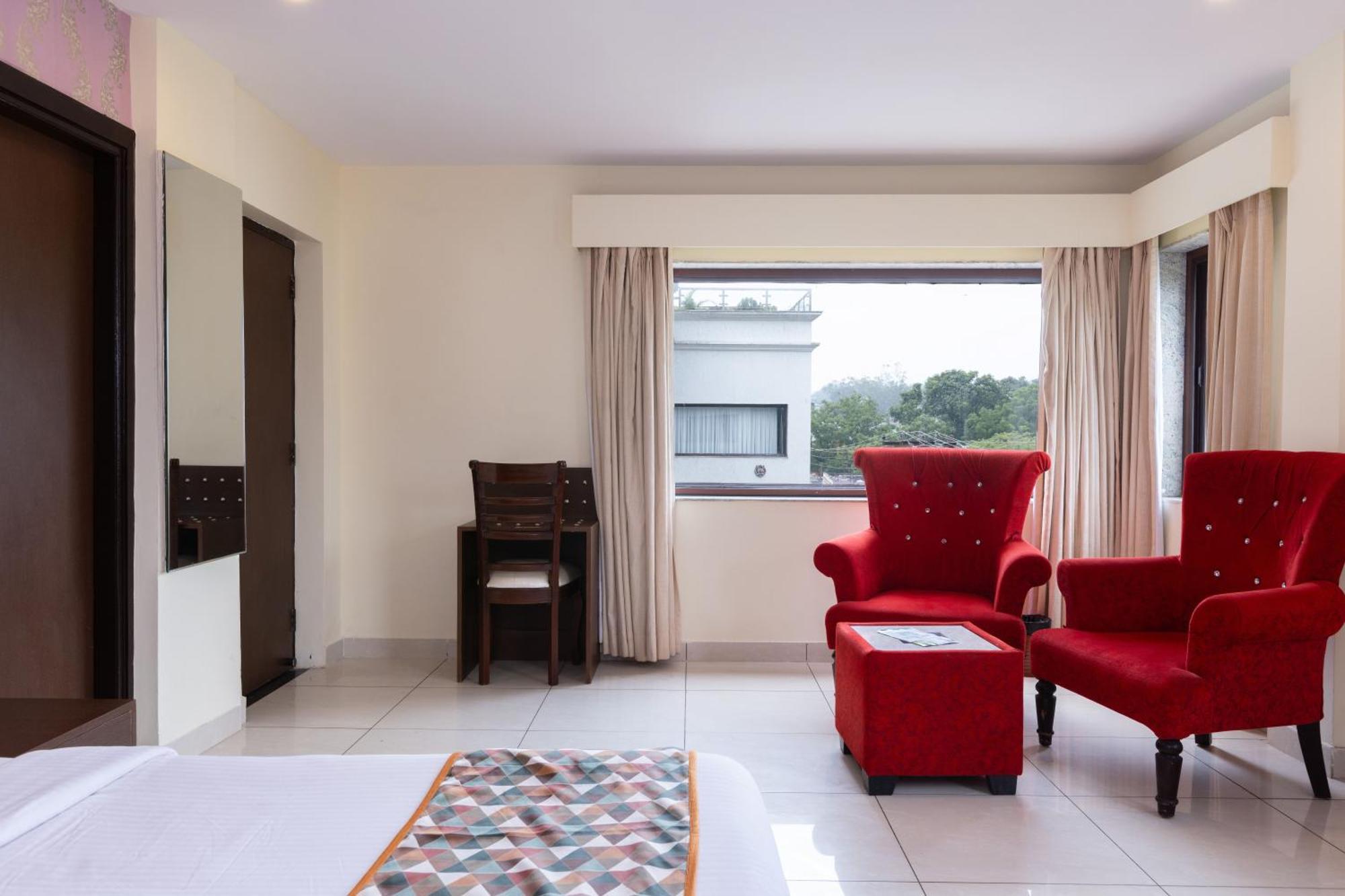 Hotel Indira Nikunj Rubystone Exotic à Rishīkesh Extérieur photo